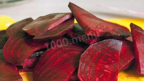 капуста по-гурийски со свеклой на зиму