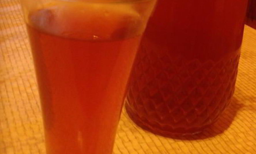 Рецепт компота из фейхоа и ягод со специями