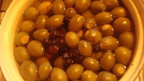 компот из фейхоа и ягод со специями