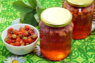 Компот из клубники на зиму