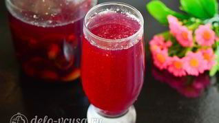 Компот из слив с косточками на зиму