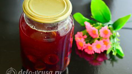 компот из слив с косточками на зиму