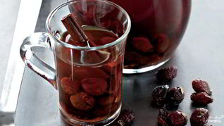 Компот из сухофруктов с шиповником