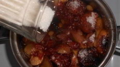 компот из сухофруктов с шиповником