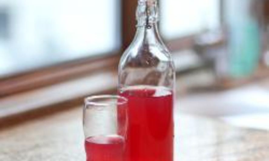 Рецепт компота из яблок и замороженных ягод