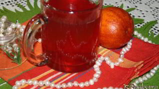 Компот-крюшон со смородиной и гибридом мандарина с гранатом