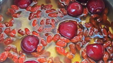 вишнево-яблочный компот