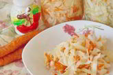 Квашеная капуста с морковью и сахаром