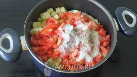 лечо из кабачков с помидорами на зиму