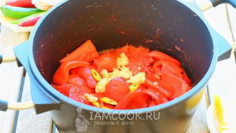 лечо из помидоров и перца с чесноком