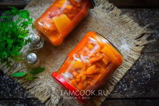 Лечо с морковью и томатной пастой