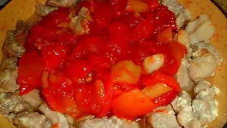 поджарка из свинины с лечо