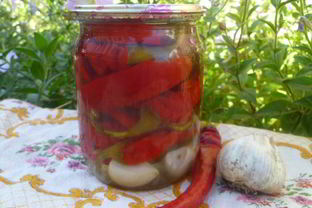 Маринованный горький перец