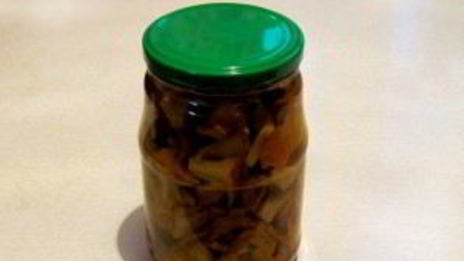 маринованные лисички с корицей