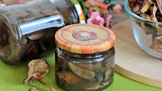 Маринованные подосиновики