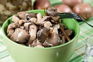 Маринованные вешенки