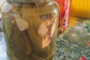 Огурцы маринованные