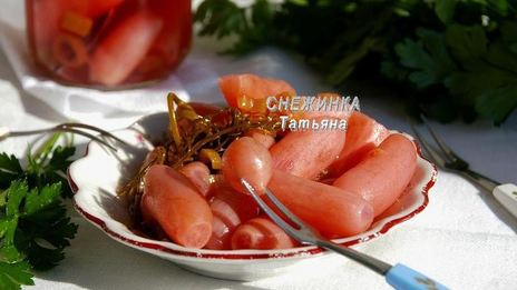 редис маринованный с зеленым луком