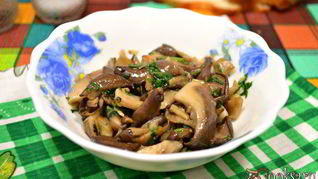 Вешенки жареные маринованные