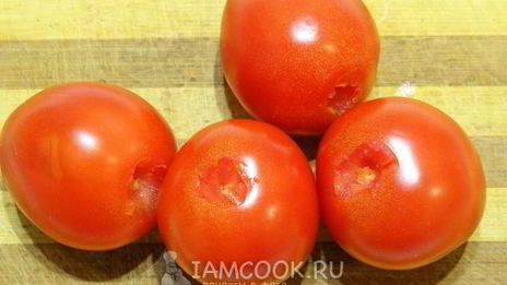 помидоры, квашенные с чесноком и зеленью