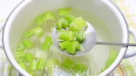 помидоры, квашенные с чесноком и зеленью