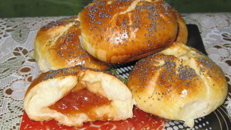 булочки с повидлом