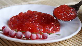 Яблочное повидло с красной смородиной