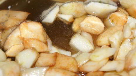 яблочное повидло с красной смородиной