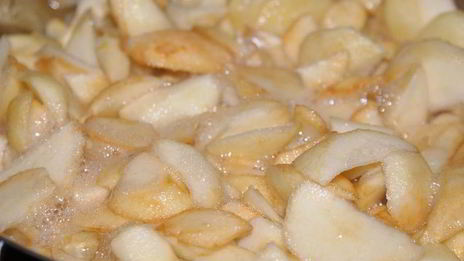 яблочное повидло с красной смородиной