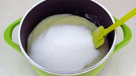 яблочное повидло с ванилином