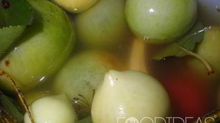 Бочковые зеленые помидоры