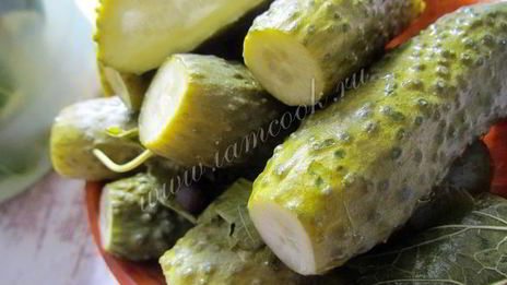 хрустящие малосольные огурцы