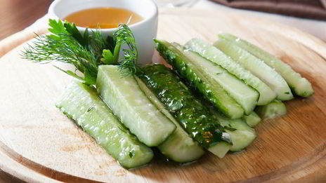 малосольные огурцы с медом