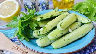 Малосольные огурцы за 2 часа