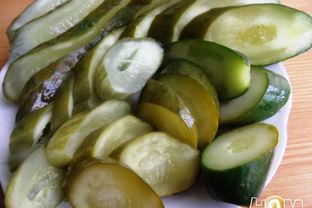 Огурцы малосольные