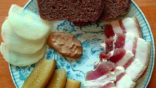 Сало в рассоле по-домашнему