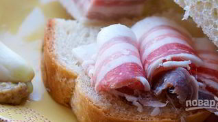 Сало в рассоле в банке