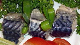 Слабосоленая скумбрия по-домашнему