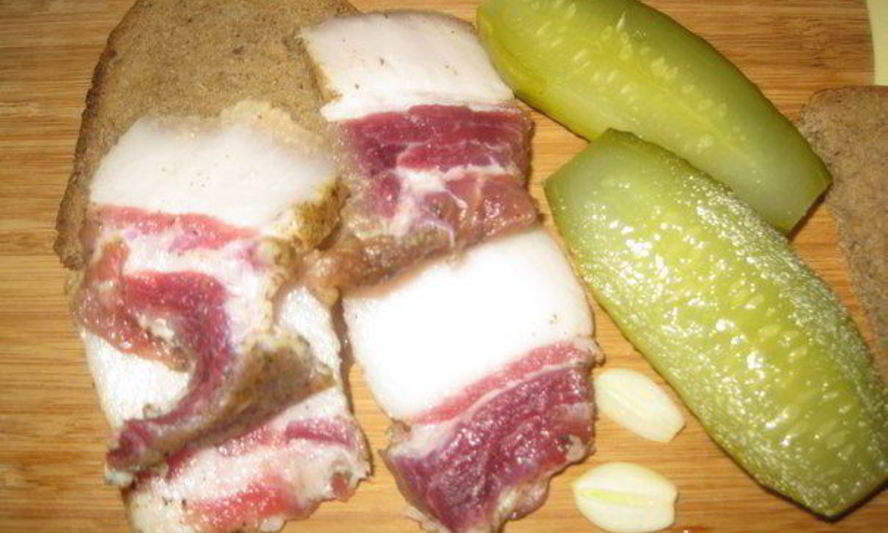 Рецепт соленого сала с мясными прослойками