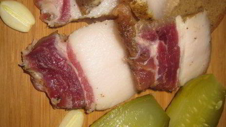 соленое сало с мясными прослойками