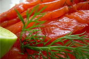 Соленый лосось с укропом