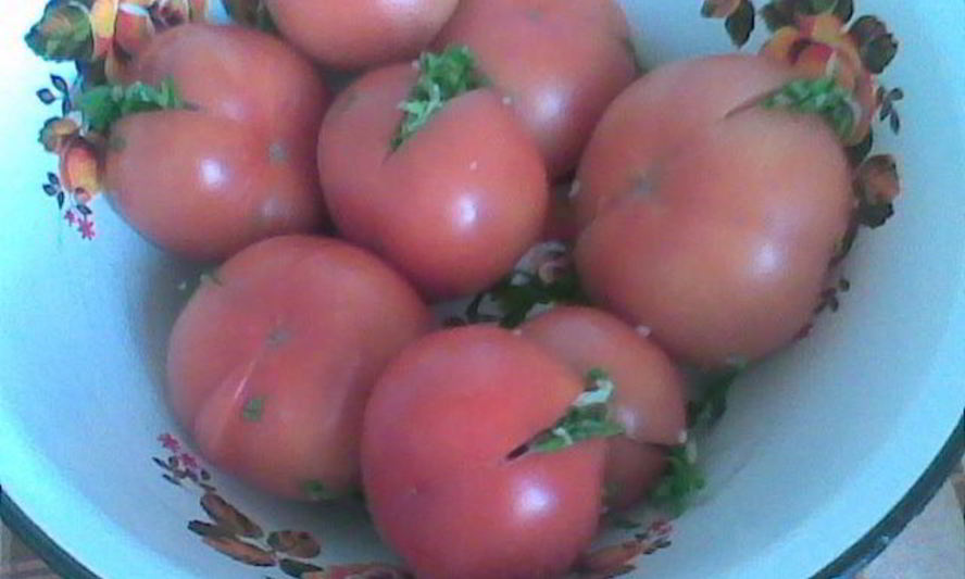 Рецепт соленых бурых помидоров
