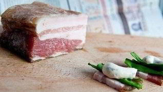Вкусное домашнее сало с чесноком