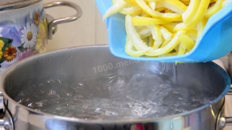 мягкие лимонные цукаты в сиропе