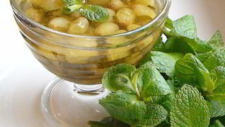 Варенье из белого винограда с мятой