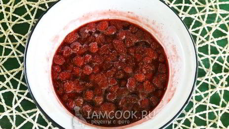 варенье из клубники с целыми ягодами густое