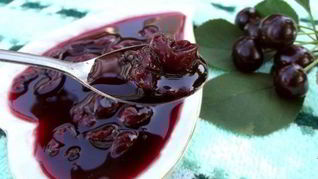 Вишневое варенье в мультиварке