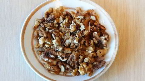 яблочное варенье с грецкими орехами