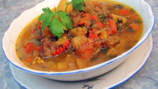 Аджапсандал с мясом по-грузински