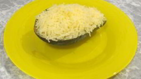 авокадо, фаршированное куриным филе